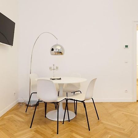 Franz 21 - Typical Viennese Apartment In The Heart Of 维也纳 外观 照片